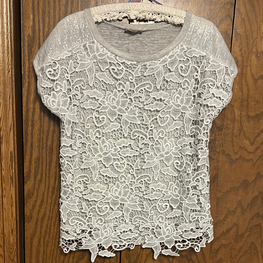 Elegant Lace Overlay Top - White on grey/ beige base ladies size M